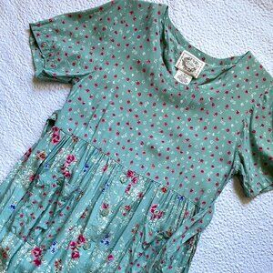 Vintage Floral Pattern Green Dress